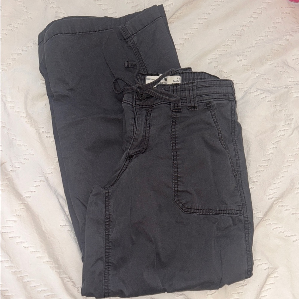Womens Hollister Cargo pants